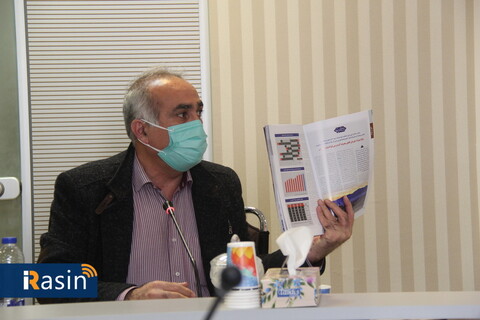 نشست مدیر روابط عمومی شرکت فولاد مبارکه با تعدادی از نمایندگان رسانه های تخصصی صنعت و معدن