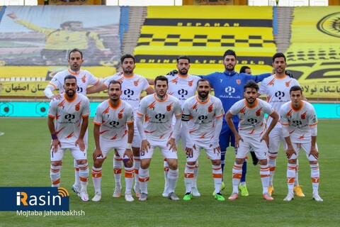 راه یابی تیم فوتبال سپاهان به مرحله یک هشتم نهایی جام حذفی فوتبال ایران

عکس:مجتبی جهان بخش