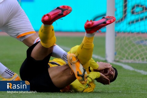 راه یابی تیم فوتبال سپاهان به مرحله یک هشتم نهایی جام حذفی فوتبال ایران

عکس:مجتبی جهان بخش