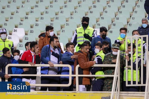 راه یابی تیم فوتبال سپاهان به مرحله یک هشتم نهایی جام حذفی فوتبال ایران

عکس:مجتبی جهان بخش
