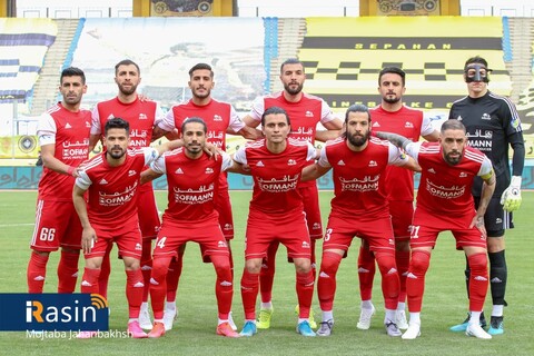 برد سه امتیازی تیم فوتبال سپاهان مقابل تراکتور

عکس:مجتبی جهان بخش