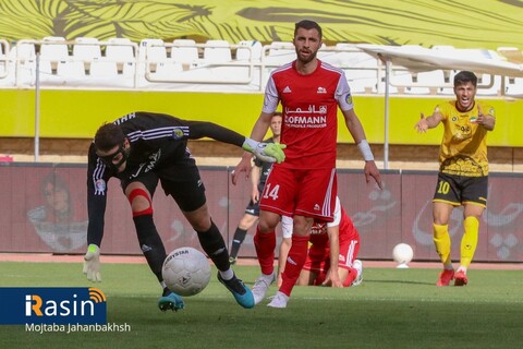 برد سه امتیازی تیم فوتبال سپاهان مقابل تراکتور

عکس:مجتبی جهان بخش