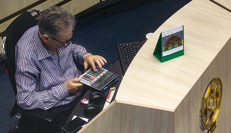 ۷ رکورد در رکود بورس
