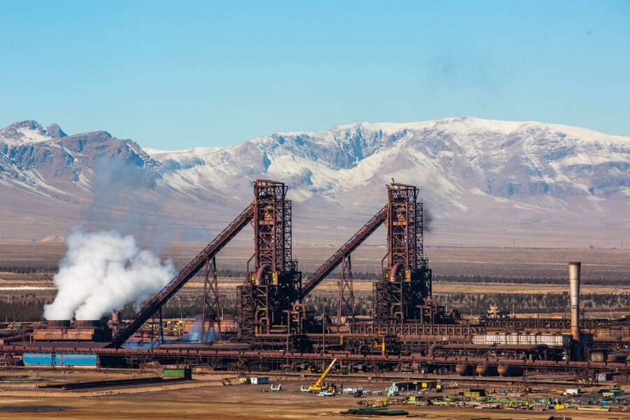 به دنبال جابه‌جایی رکورد ماهانه آهن اسفنجی هستیم/ تولید بیشتر آهن اسفنجی پشتیبانی از واحد فولاد سازی است