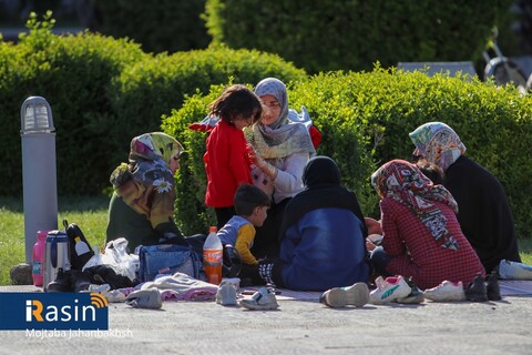 نحوه رعایت پروتکل های بهداشتی در روز قرمز اصفهان

عکس:مجتبی جهان بخش