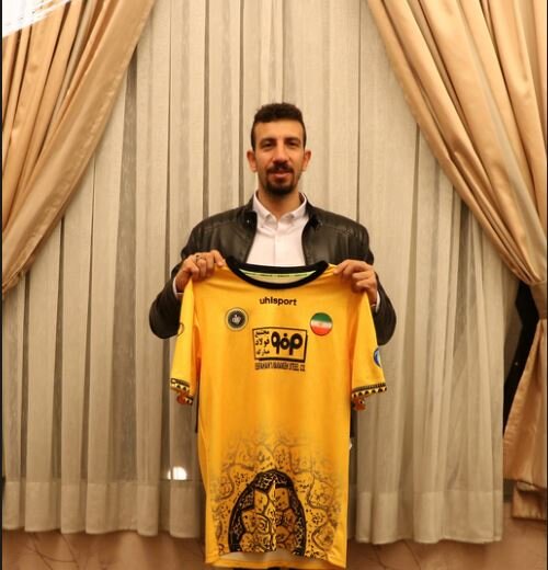 مرندی با سپاهان تمدید کرد
