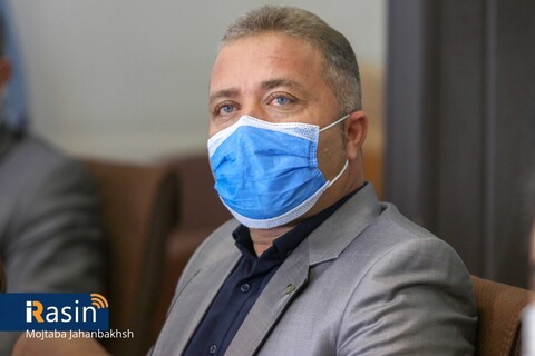 ایین تقدیر سازمان پزشک قانونی کشور ازمسئولیت اجتماعی شرکت فولاد مبارکه اصفهان

عکس:مجتبی جهان بخش