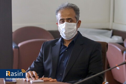 ایین تقدیر سازمان پزشک قانونی کشور ازمسئولیت اجتماعی شرکت فولاد مبارکه اصفهان

عکس:مجتبی جهان بخش