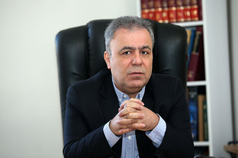 امیرحسام اسحاقی- استاد دانشگاه