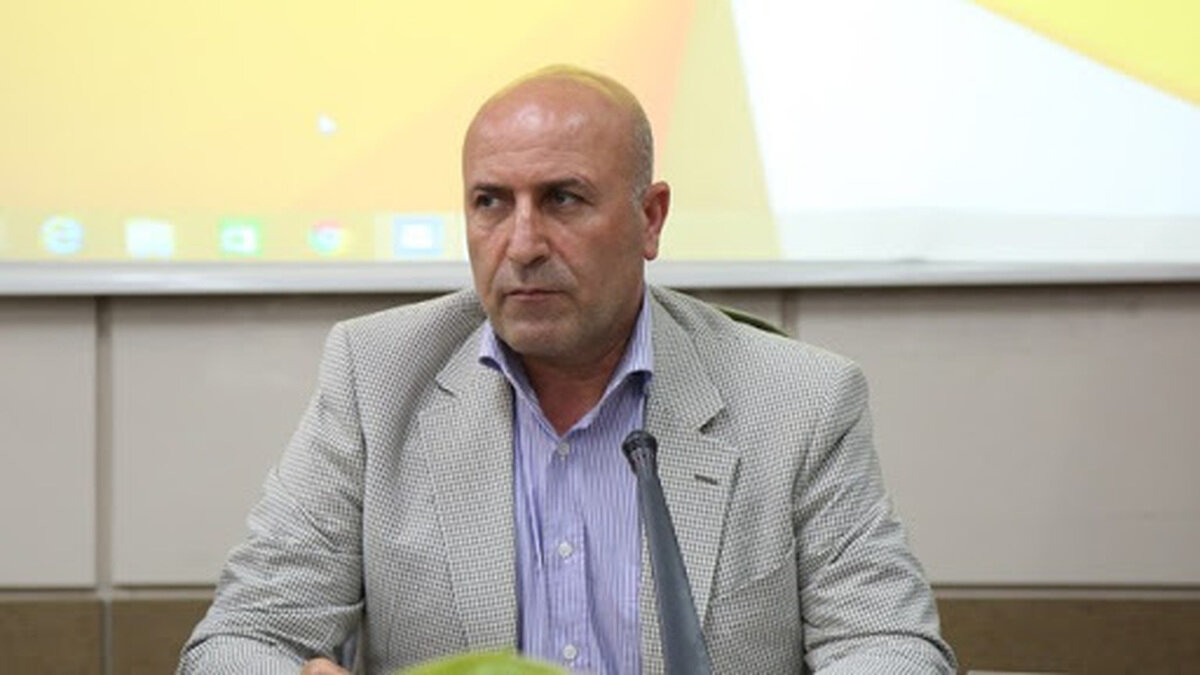  فاصله دلار بازار آزاد و ارز نیما باید سه تا چهار درصد باشد