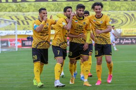 برد شیرین سپاهان مقابل مس رفسنجان در هفته بیست و سوم لیگ برتر فوتبال ایران
