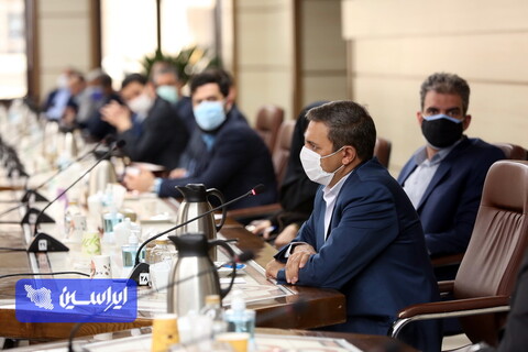جلسه ویدئو کنفرانسی روسا و مسئولین روابط عمومی سازمان صمت استانی و مدیران روابط عمومی واحدهای تابعه با حضور وزیر صمت