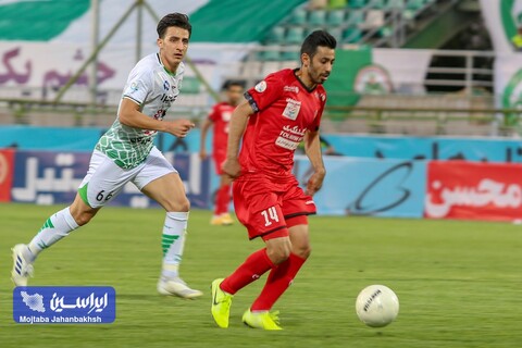 دیدار معوقه هفته بیستم  ذوب اهن اصفهان و پرسپولیس تهرانعکس:مجتبی جهان بخش