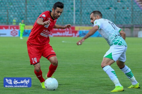 دیدار معوقه هفته بیستم  ذوب اهن اصفهان و پرسپولیس تهرانعکس:مجتبی جهان بخش
