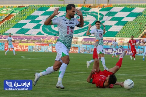 دیدار معوقه هفته بیستم  ذوب اهن اصفهان و پرسپولیس تهرانعکس:مجتبی جهان بخش