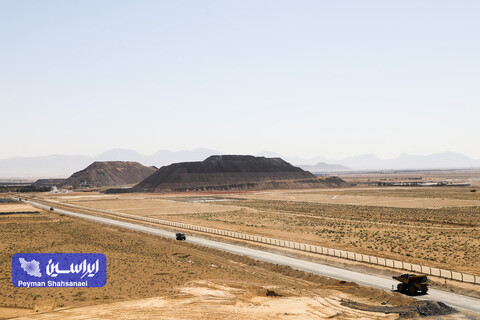 نمایی دیگر از نگهداری و فرآوری سرباره کوره های قوس