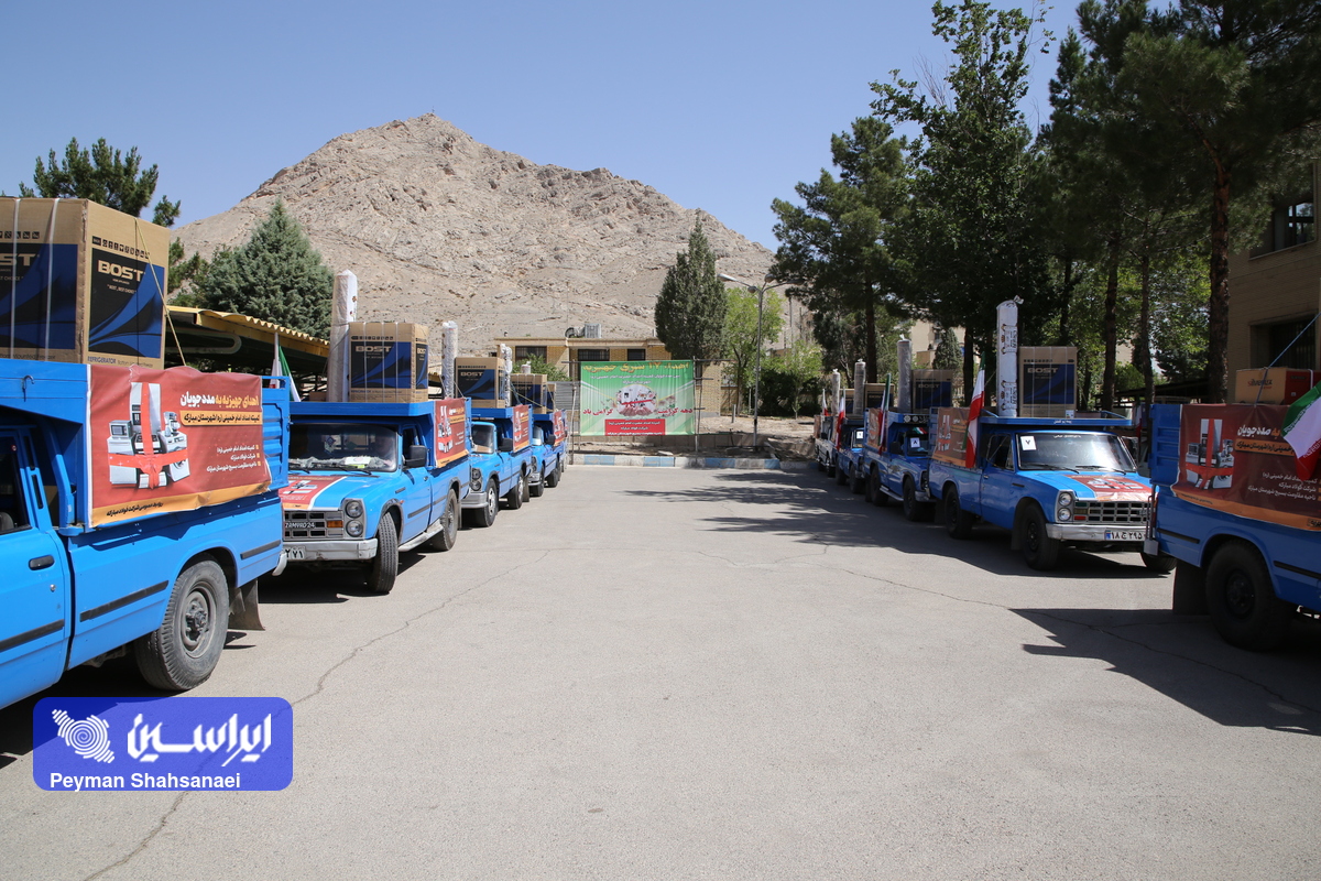 ستاد اجرایی فرمان امام ۴۰۰۰ جهیزیه به زوج‌های نیازمند اهدا کرد