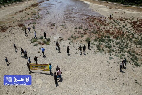 پایان سفر ۱۲ روزه زایندهرود به شرق/۵۰ میلیون مترمکعب آب کشاورزی توزیع شد آب زاینده رود در گذر از نصف جهان