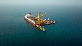نمایش شکست تحریم‌ها با صادرات نفت ایران از دریای عمان