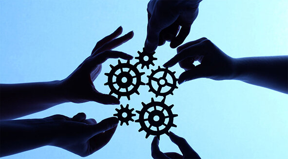 توجه به فضای کسب و کار در اولویت وزیر صمت باشد/ تنظیم بازار نیاز امروز کشور است