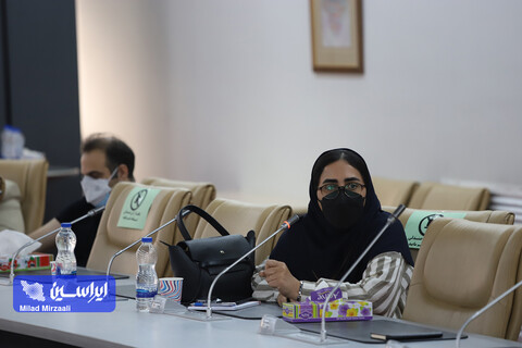 نشست مدیر روابط عمومی شرکت فولاد مبارکه با تعدادی از نمایندگان رسانه های تخصصی صنعت و اقتصاد
