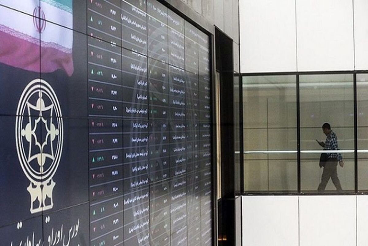 شاخص کل بورس مثبت شد/ فرابورس منفی ماند