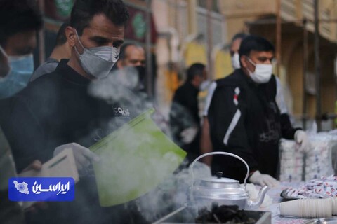 پذیرایی شرکت فولاد مبارکه از عزاداران حسینی در موکب‌های شهدای فولاد مبارکه