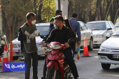 پذیرایی شرکت فولاد مبارکه از عزاداران حسینی در موکب‌های شهدای فولاد مبارکه