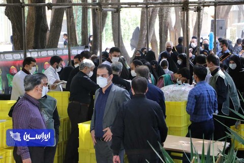 پذیرایی شرکت فولاد مبارکه از عزاداران حسینی در موکب‌های شهدای فولاد مبارکه