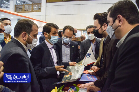 بازدید مدیرعامل شرکت فولاد مبارکه از غرفه شرکت‌های زیرمجموعه در نمایشگاه متالکس
