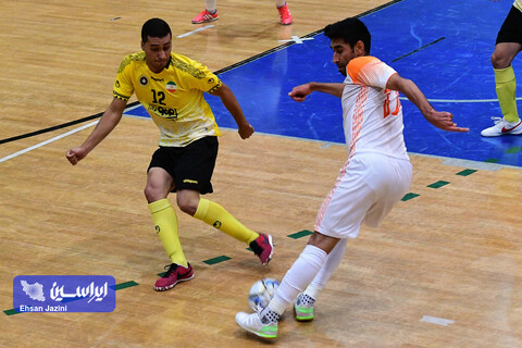 رقابت‌ تیم های فوتسال سپاهان و مس سونگون