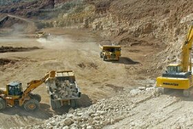 استخراج سالانه ۱۲ میلیون تن مواد معدنی از معادن استان زنجان