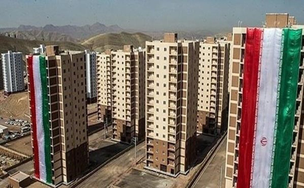 مردان مجرد آماده ثبت نام در نهضت مسکن باشند