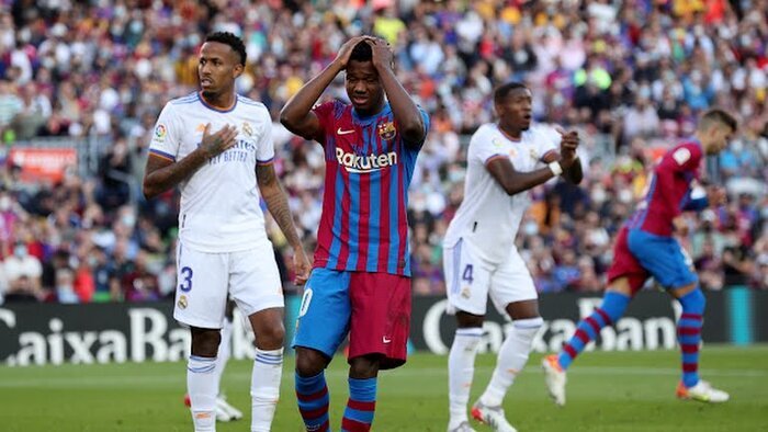 بارسلونا یک – رئال‌مادرید ۲/ رئال‌مادرید صدرنشین شد