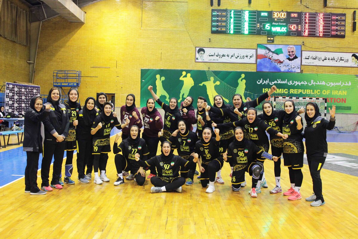 صدرنشینی هندبالیست‌های سپاهانی در لیگ برتر