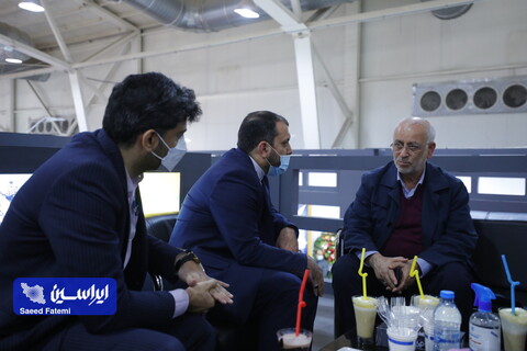بازدید رئیس کمیسیون صنایع و معادن مجلس شورای اسلامی از غرفه گروه فولاد مبارکه