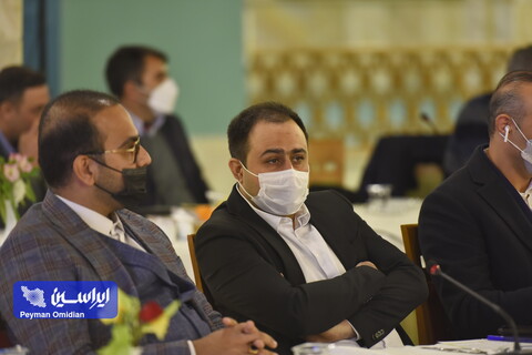 نشست هم‌اندیشی فولاد مبارکه و شرکای کسب‌ و کار عرصه لوله‌ و پروفیل