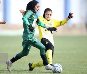 تساوی دربی فوتبال بانوان در اصفهان