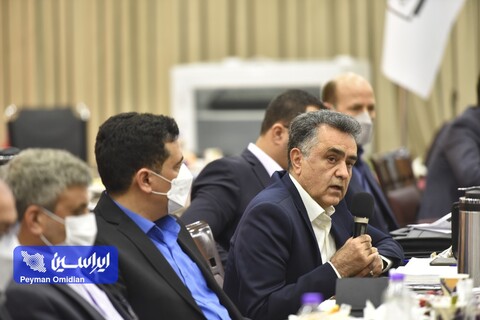 نشست هم‌اندیشی فولاد مبارکه با مراکز خدماتی و تبیین اهداف و استراتژی‌های ۱۴۰۱