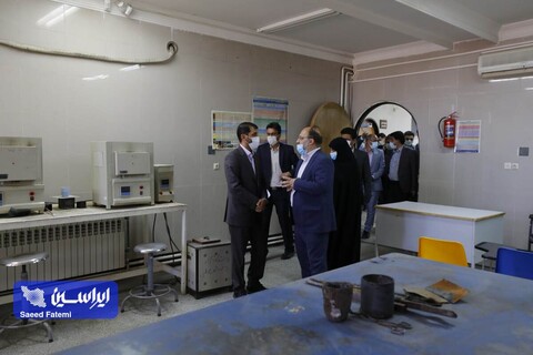 بازدید مدیرعامل شرکت فولاد مبارکه و هیات همراه از محل اجرای طرح ملی خودکفایی بذر کشور و دانشگاه آزاد اسلامی واحد شهر مجلسی