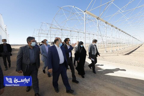 بازدید مدیرعامل شرکت فولاد مبارکه و هیات همراه از محل اجرای طرح ملی خودکفایی بذر کشور و دانشگاه آزاد اسلامی واحد شهر مجلسی