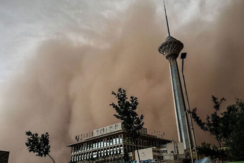 گرد و خاک تهران