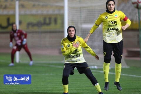 سپاهان ۲ _ شهرداری سیرجان ۱
