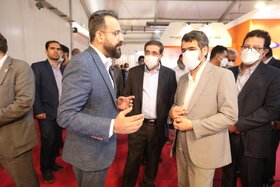 بازدید معاون وزیر صمت از نمایشگاه چشم‌انداز صنعت فولاد و سنگ‌ آهن ایران
