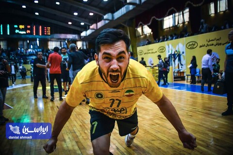 قهرمانی سپاهان در لیگ هندبال
