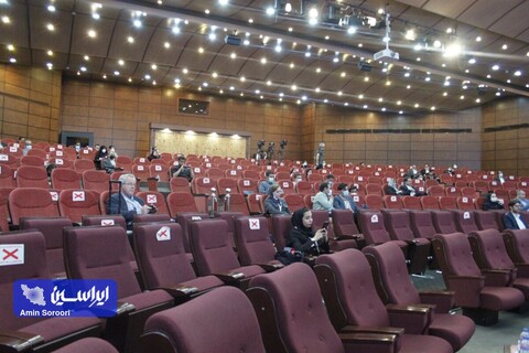 روز دوم همایش«چشم‌انداز صنعت فولاد و سنگ‌آهن ایران»