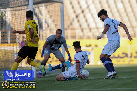 بازی سپاهان- پیکان