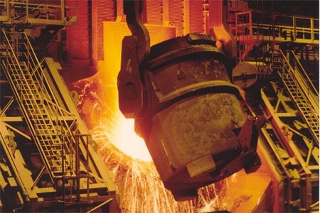 کربن‌زدایی کامل از تولید فولاد در سه سال آینده / کوره قوس الکتریک جایگزین کوره ذوب آهن می‌شود