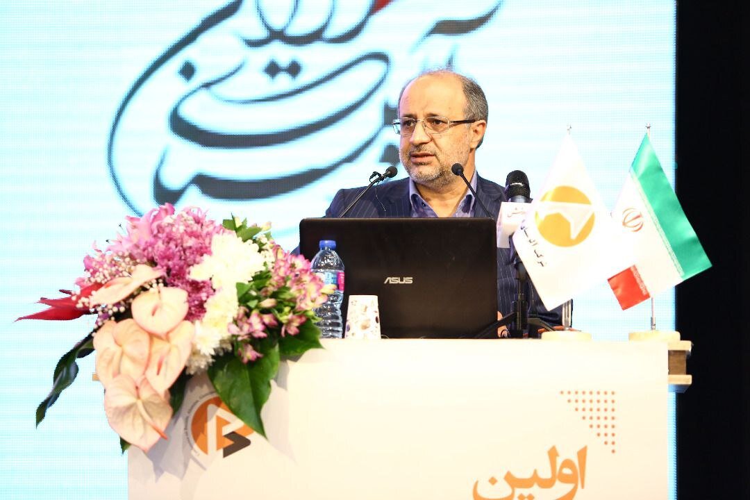 اجرای طرح‌های جامع فولاد، آلومینیوم، طلا، مس و زغال سنگ به طور جدی دنبال می‌شود