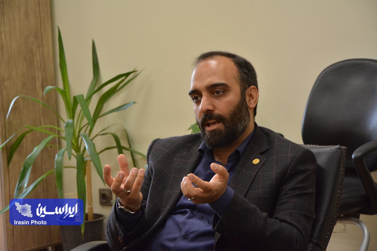 نقش روابط عمومی دانشگاه‌های صنعتی در رشد و توسعه اقتصادی کشور